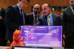 东西问丨韩国汉学家李圭甲：AI时代，更